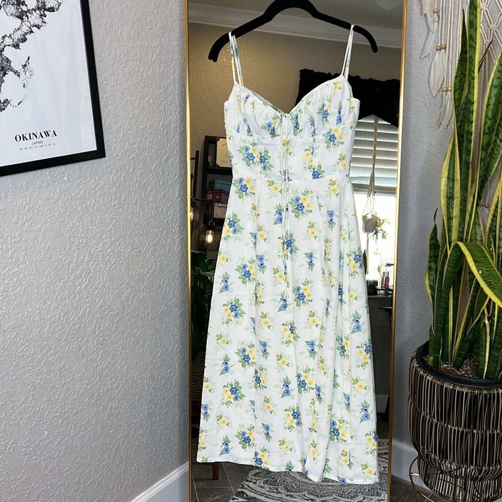 HOUSE OF CB 'Carina' White Floral Bustier Midi Dress NWOT - Picture 6 of 9